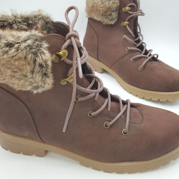 Cliffs By White Mountain Pearson Ankle Boot Women's Size 10 Brown - Picture 1 of 16